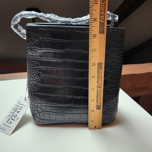 AOTA Elena Black Bucket Bag Peta Approved Vegan Leather - Picture 9 of 14